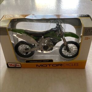 Maisto Kawasaki KX 450F Diecast Model NWOT